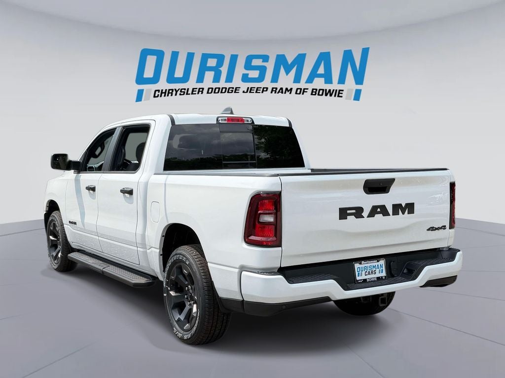 2026 RAM 1500 Express Crew Cab 4x4 5'7' Box