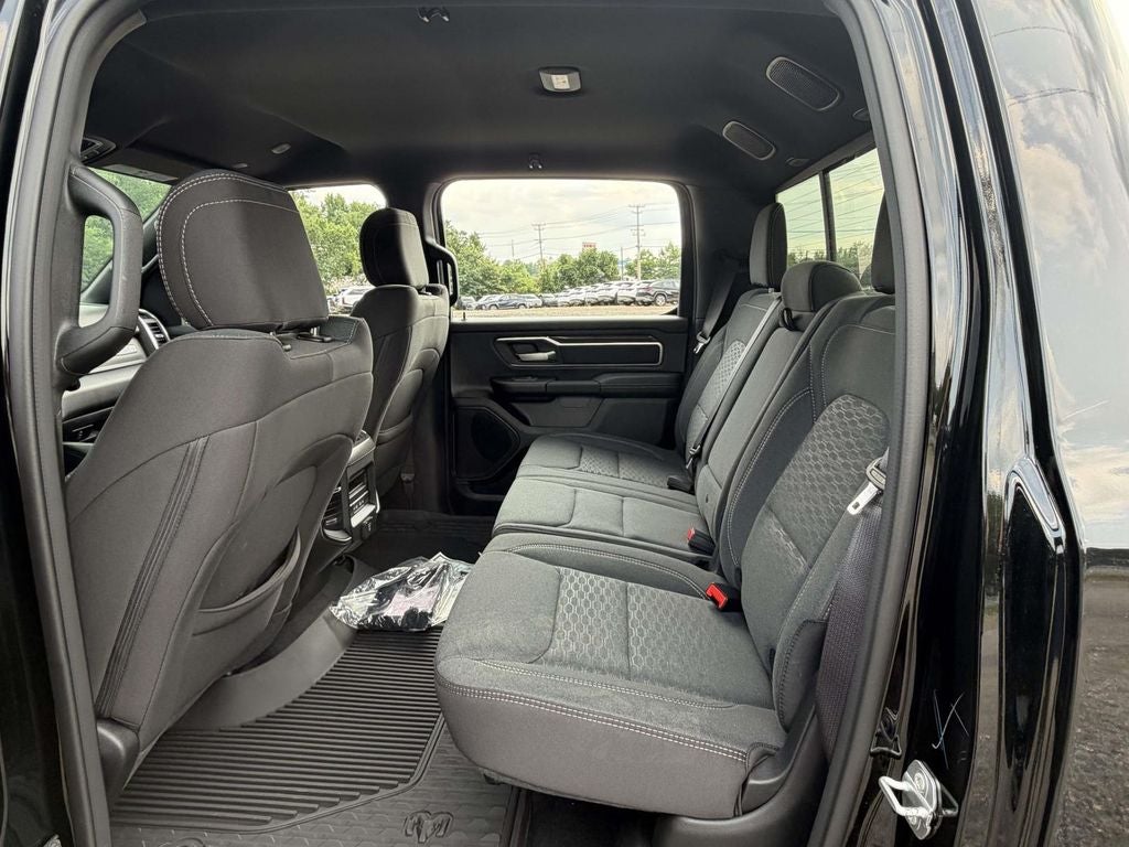 2026 RAM 1500 Big Horn Crew Cab 4x4 5'7' Box