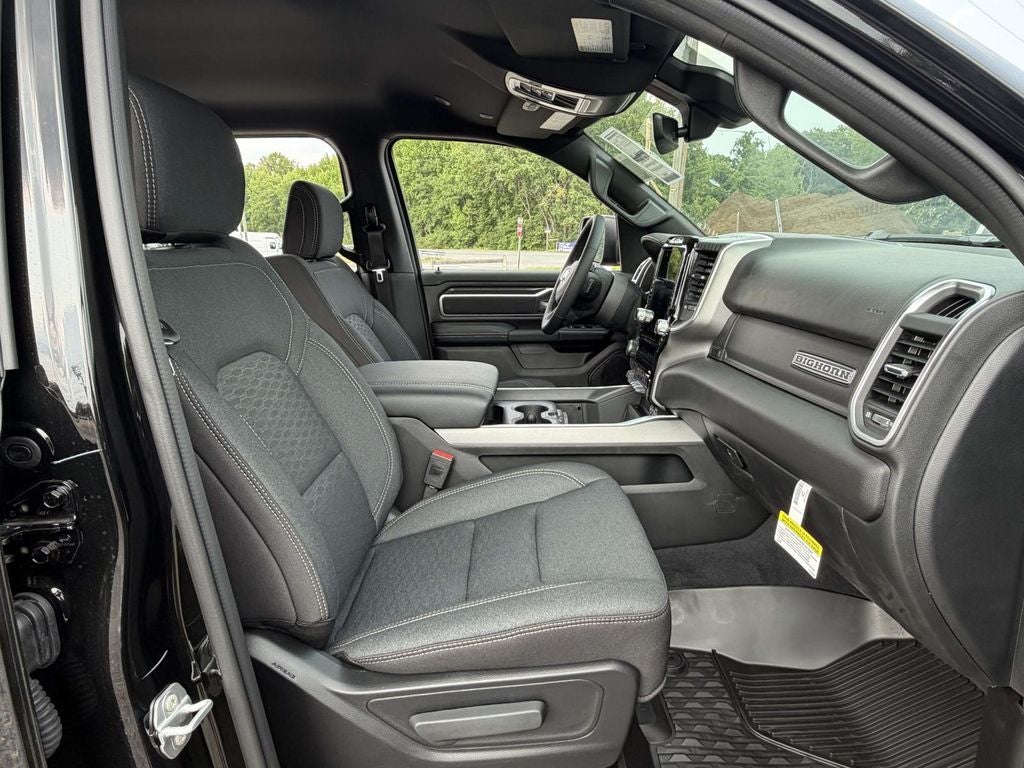2026 RAM 1500 Big Horn Crew Cab 4x4 5'7' Box