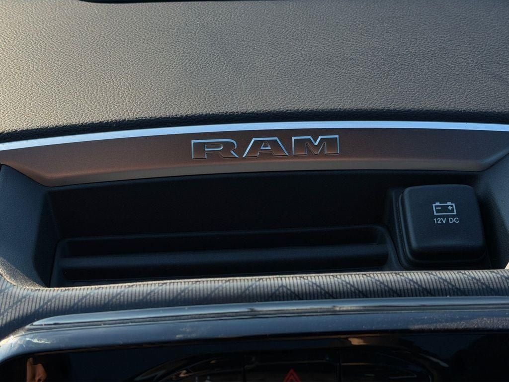 2026 RAM 1500 Big Horn Crew Cab 4x4 5'7' Box