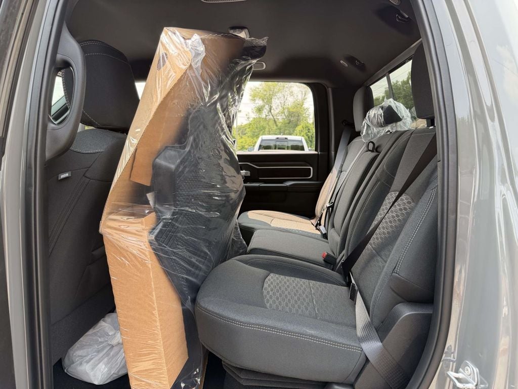 2026 RAM 2500 Big Horn Crew Cab 4x4 6'4' Box