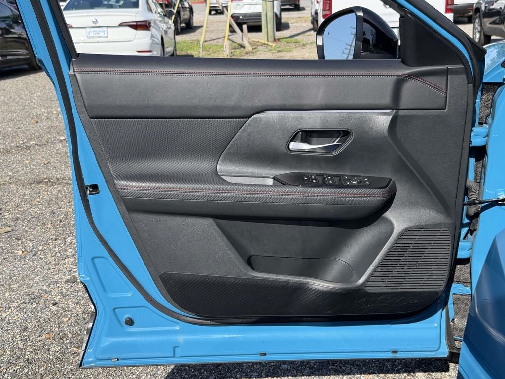 2025 Nissan Kicks SR Intelligent AWD