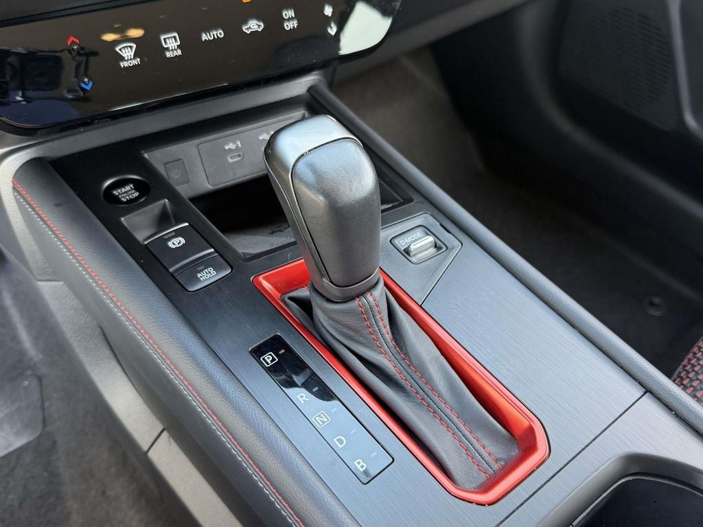 2025 Nissan Kicks SR Intelligent AWD