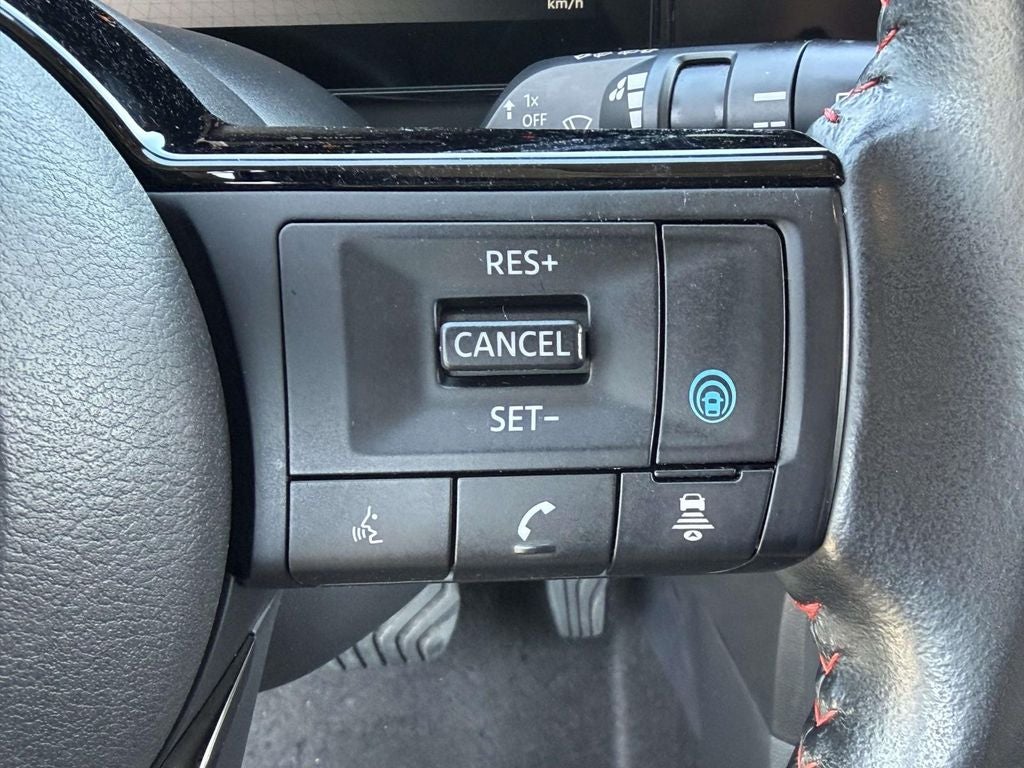 2025 Nissan Kicks SR Intelligent AWD