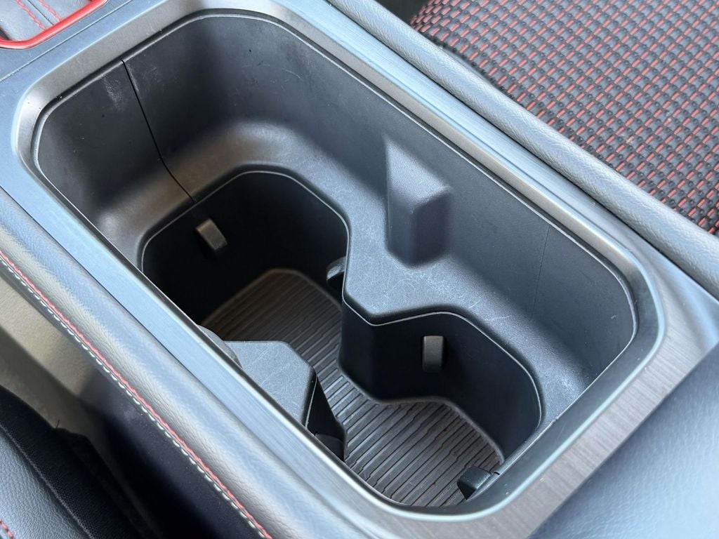 2025 Nissan Kicks SR Intelligent AWD