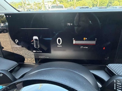 2025 Nissan Kicks SR Intelligent AWD