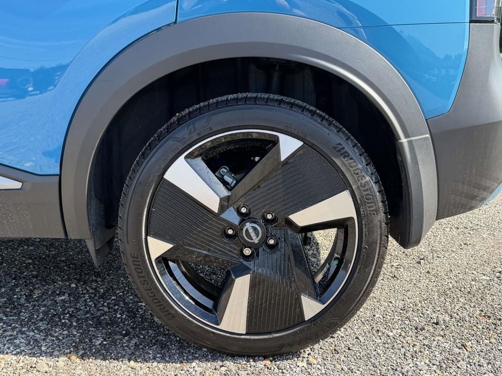 2025 Nissan Kicks SR Intelligent AWD