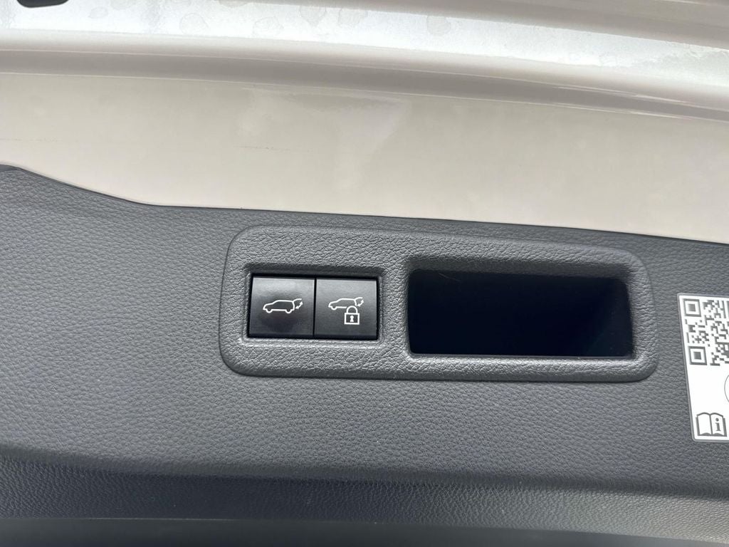 2023 Toyota Venza XLE
