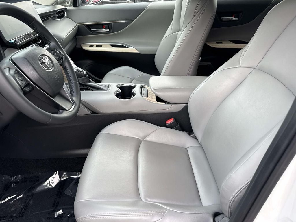2023 Toyota Venza XLE
