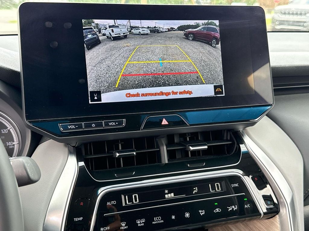 2023 Toyota Venza XLE