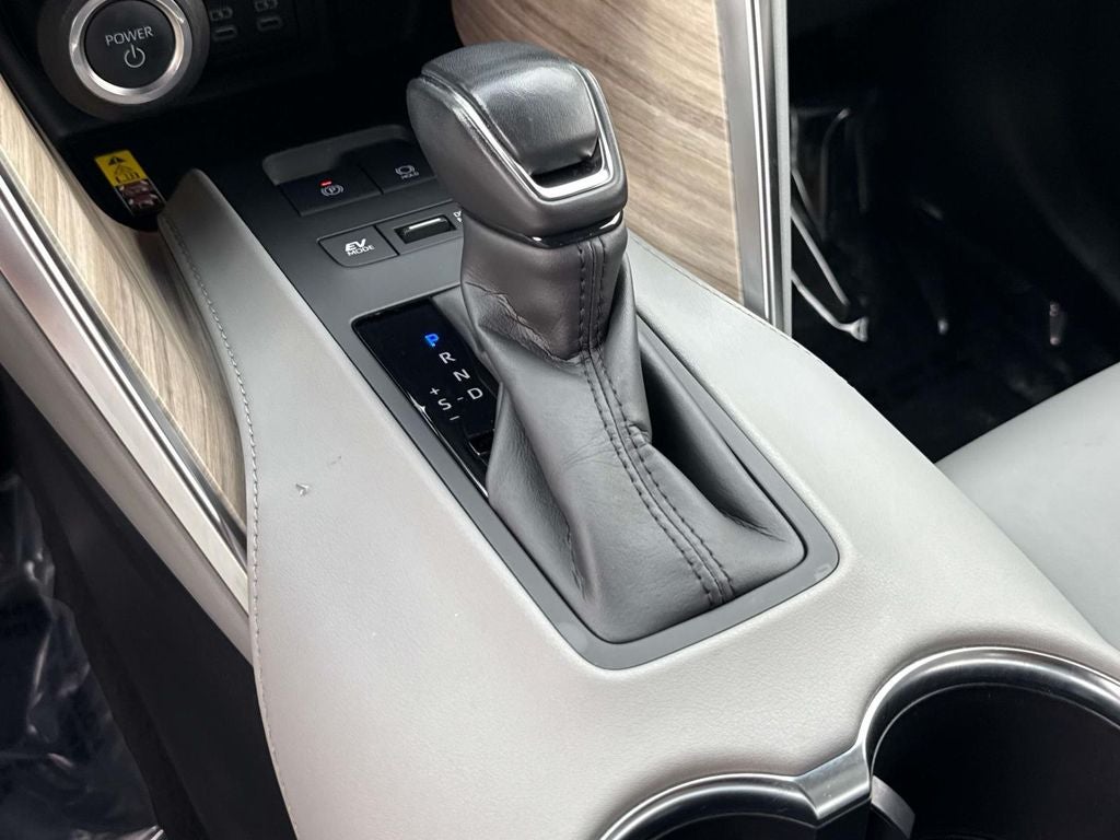 2023 Toyota Venza XLE