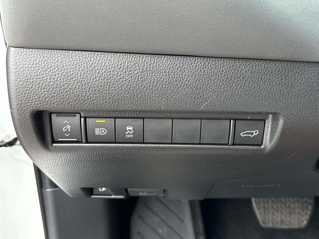 2023 Toyota Venza XLE